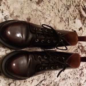 Dr. Martens Emmeline Boots